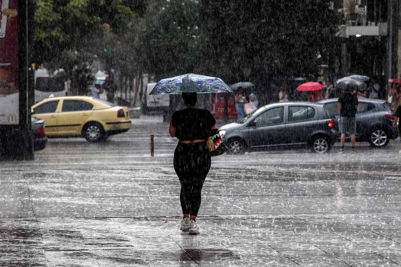 Αλλαγή του Καιρού με Επικίνδυνες Καταιγίδες και Ψυχρό Μέτωπο τον Ερχόμενο Σαββατοκύριακο