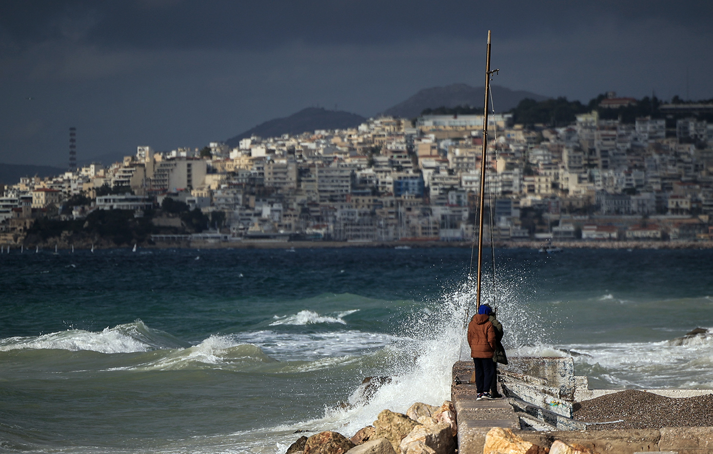 Καλοκαιρινή ζέστη και επικίνδυνες καταιγίδες στο φθινόπωρο