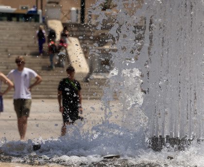 Αθήνα Πρωταθλήτρια Ευρώπης στη Θερμοκρασία πριν την Άφιξη του Κρύου Καιρού