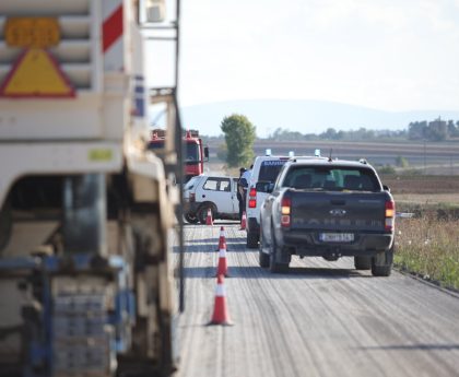 Τροχαίο Δυστύχημα στη Λάρισα Αφήνει Έναν Νεκρό και Δύο Τραυματίες