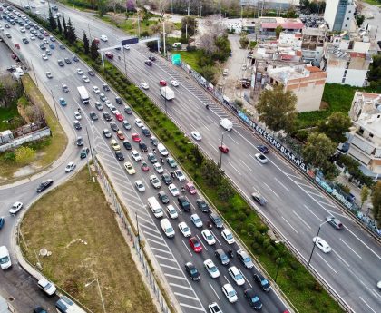 Κίνηση και Καθυστερήσεις στους Κύριους Οδικούς Άξονες της Αττικής