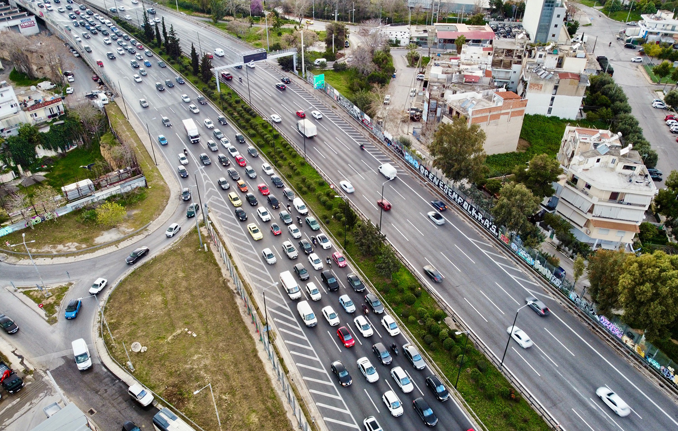 Κίνηση και Καθυστερήσεις στους Κύριους Οδικούς Άξονες της Αττικής