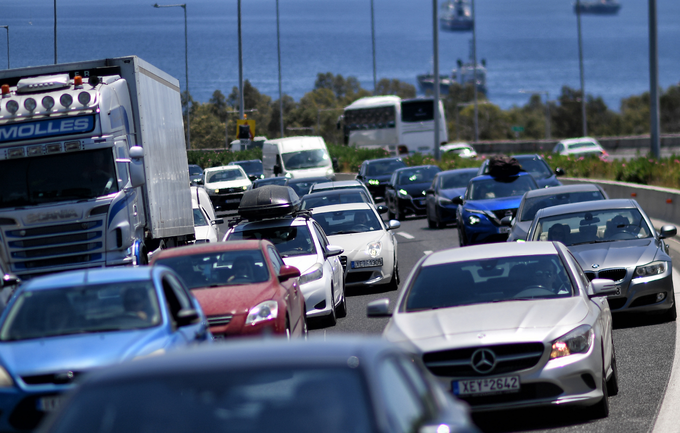 Μέτρα Τροχαίας και Κυκλοφοριακές Ρυθμίσεις για την Εορτή της 28ης Οκτωβρίου