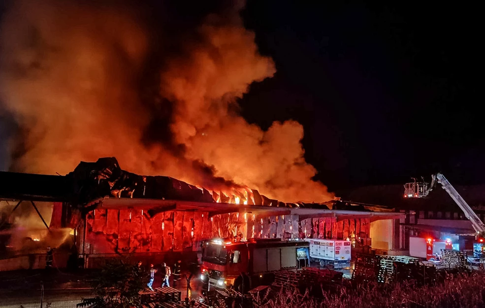 Η επαναφορά της σύμβασης σίτισης προκαλεί αντιδράσεις μετά την τροφική δηλητηρίαση μαθητών στη Λαμία