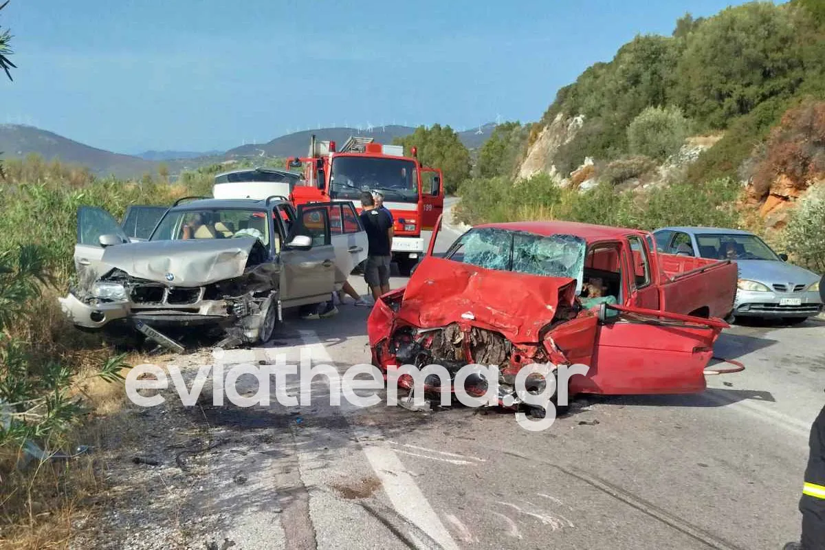 Θανατηφόρο τροχαίο δυστύχημα στην Εύβοια με έναν νεκρό και οκτώ τραυματίες