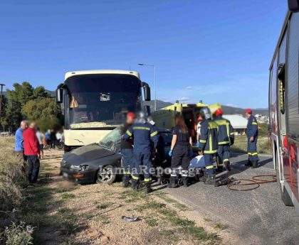 Θανατηφόρα σύγκρουση λεωφορείου με ΙΧ στον δρόμο Λαμίας Στυλίδας